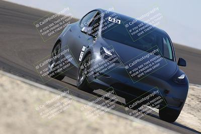 media/Nov-08-2025-Speed Ventures (Sat) [[1c7a6332f5]]/TC B/Session 2 (Turn 2)/